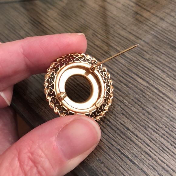 Vintage 12k Gold Filled, Real Pearl Filigree Circle Pin - Picture 11 of 11